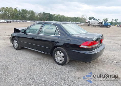 2002 Honda Accord 3.0 Ex from USA, damaged, VIN 1HGCG16532A078207
